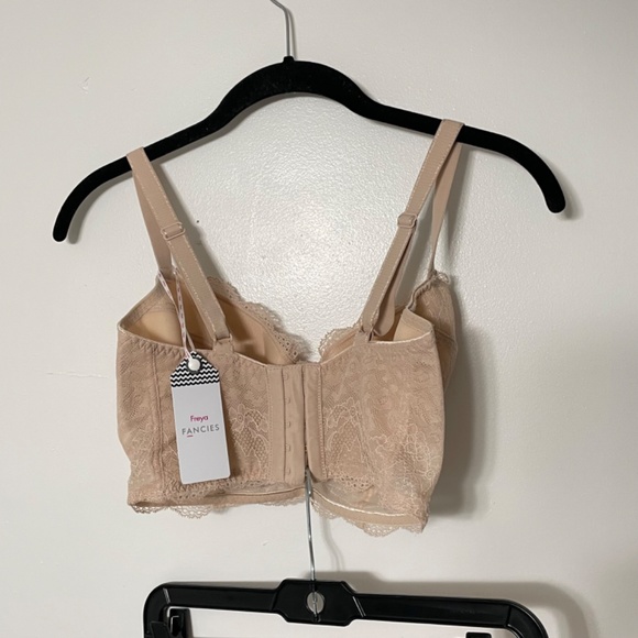 Freya Set Natural Beige Lace Bralette & Thong - Picture 11 of 13